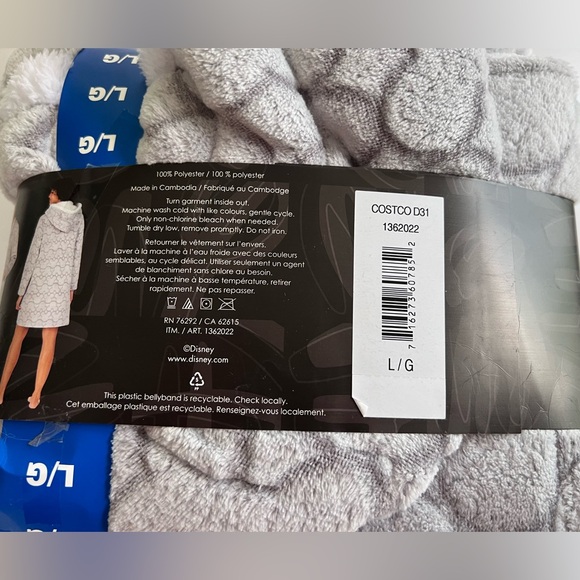 ✨NWT✨ Disney Mickey & Minnie Lounger with Cozy
Hood Grey and White Size L - Picture 11 of 11